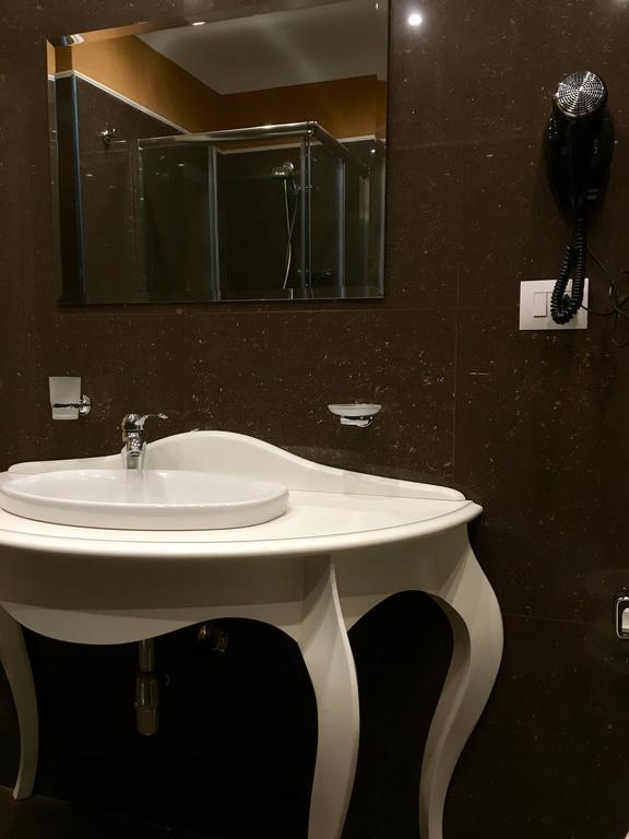 Bed and Breakfast Palazzo Eliss Маргерита-ді-Савоя Номер фото
