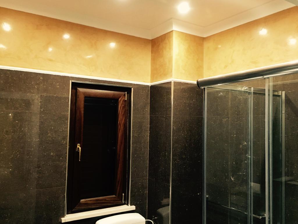Bed and Breakfast Palazzo Eliss Маргерита-ді-Савоя Екстер'єр фото